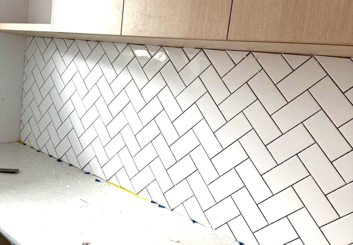 Floor tile installation in Virginia SA